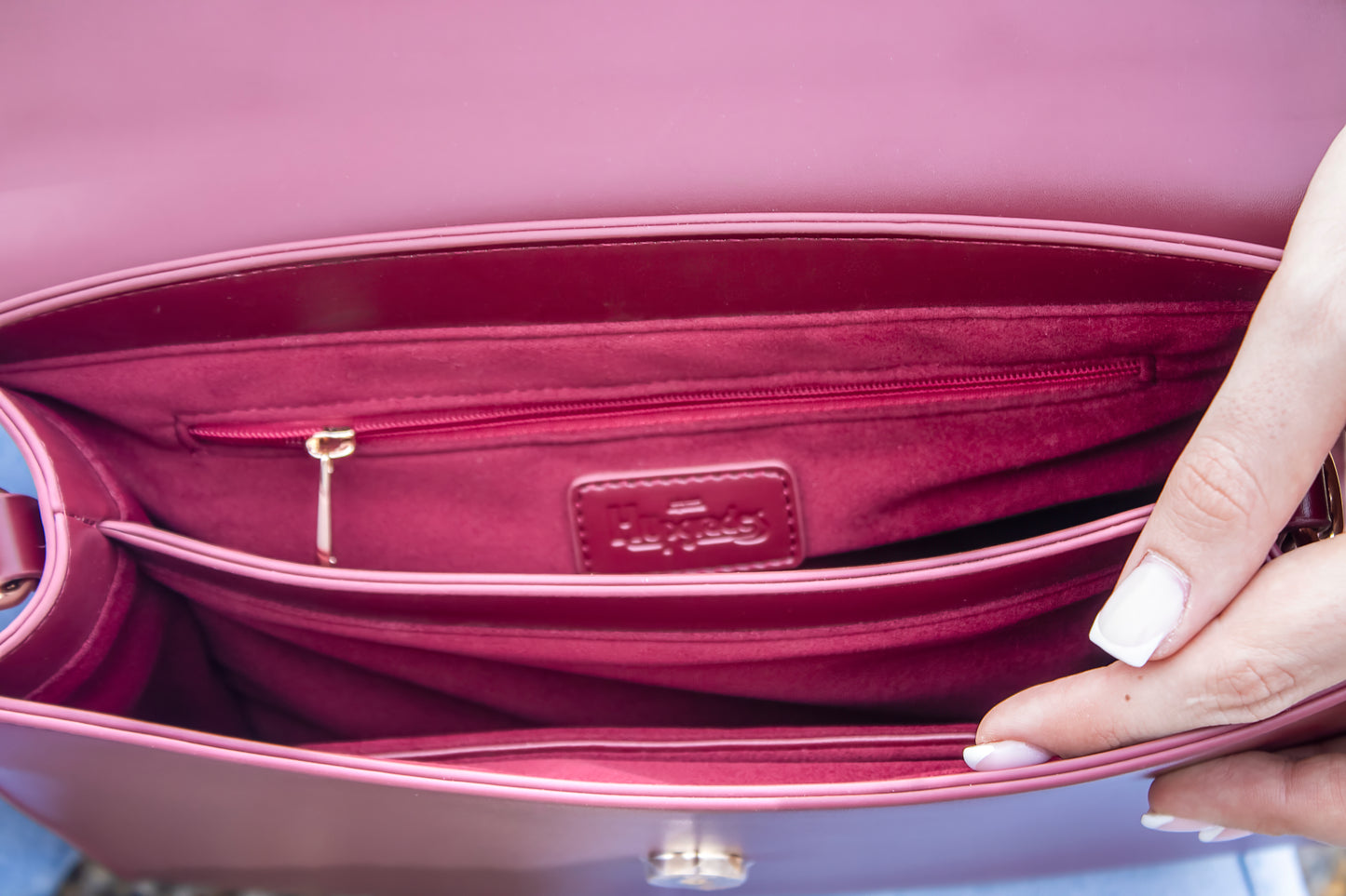 Adorn handbag